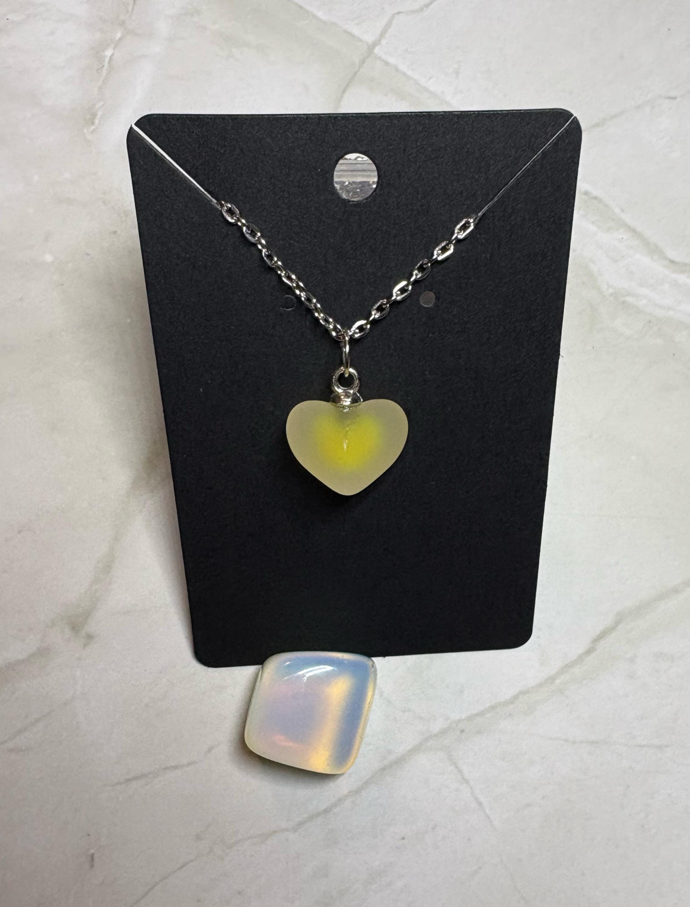 Faux Fogged Glass Heart Necklace | Yellow