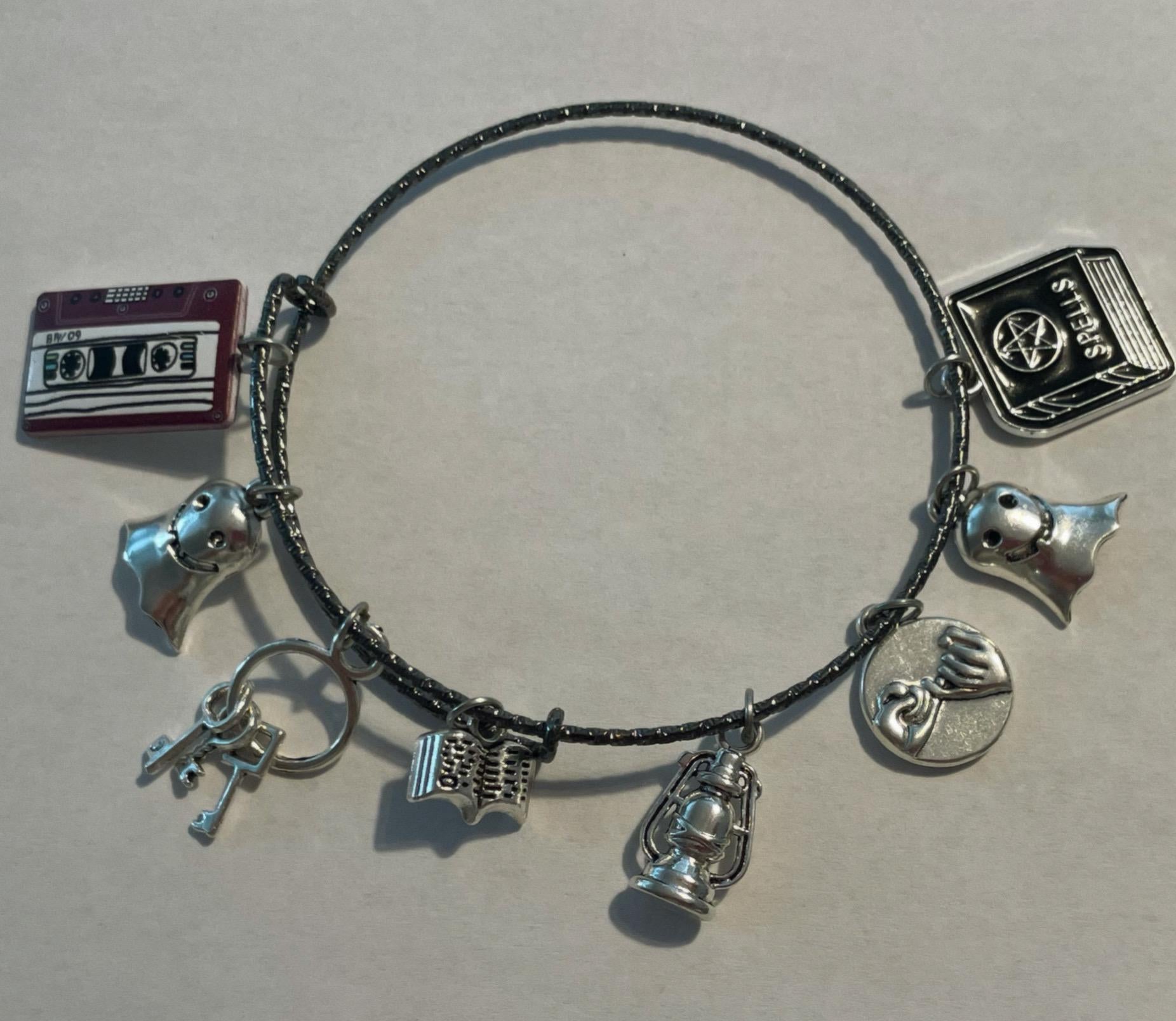 Dead Boy Detective Agency Charm Bangle: Payneland / Charles x Edwin