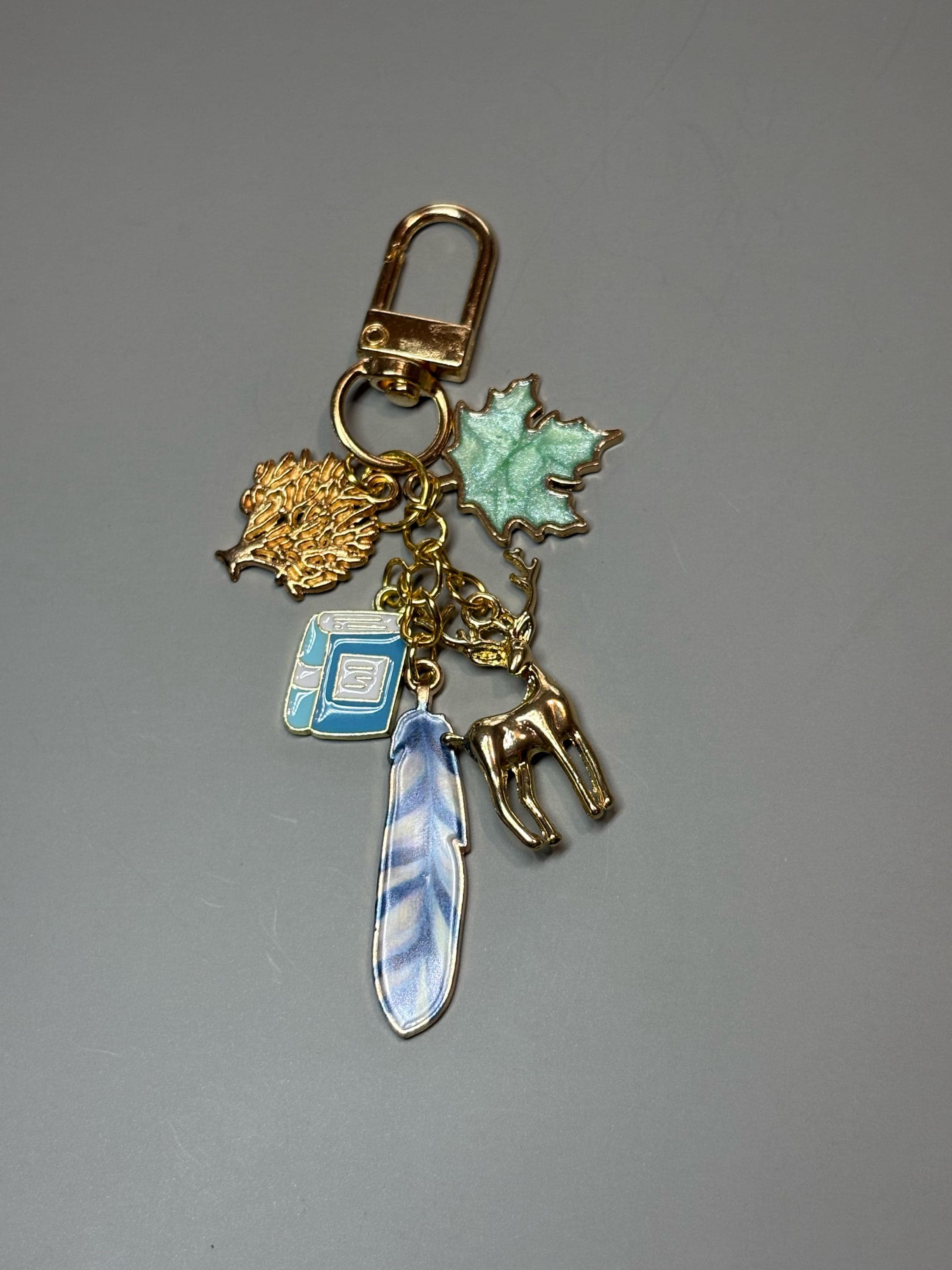 Sasappis keychain (ghosts cbs)